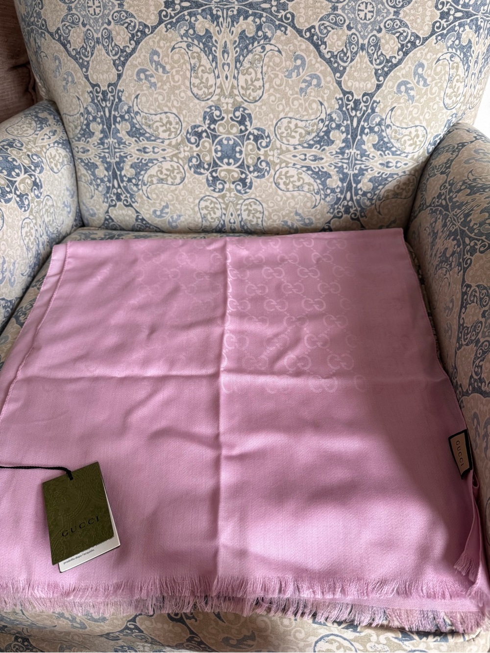 Gucci Pink Jacquard Logo Throw Blanket
